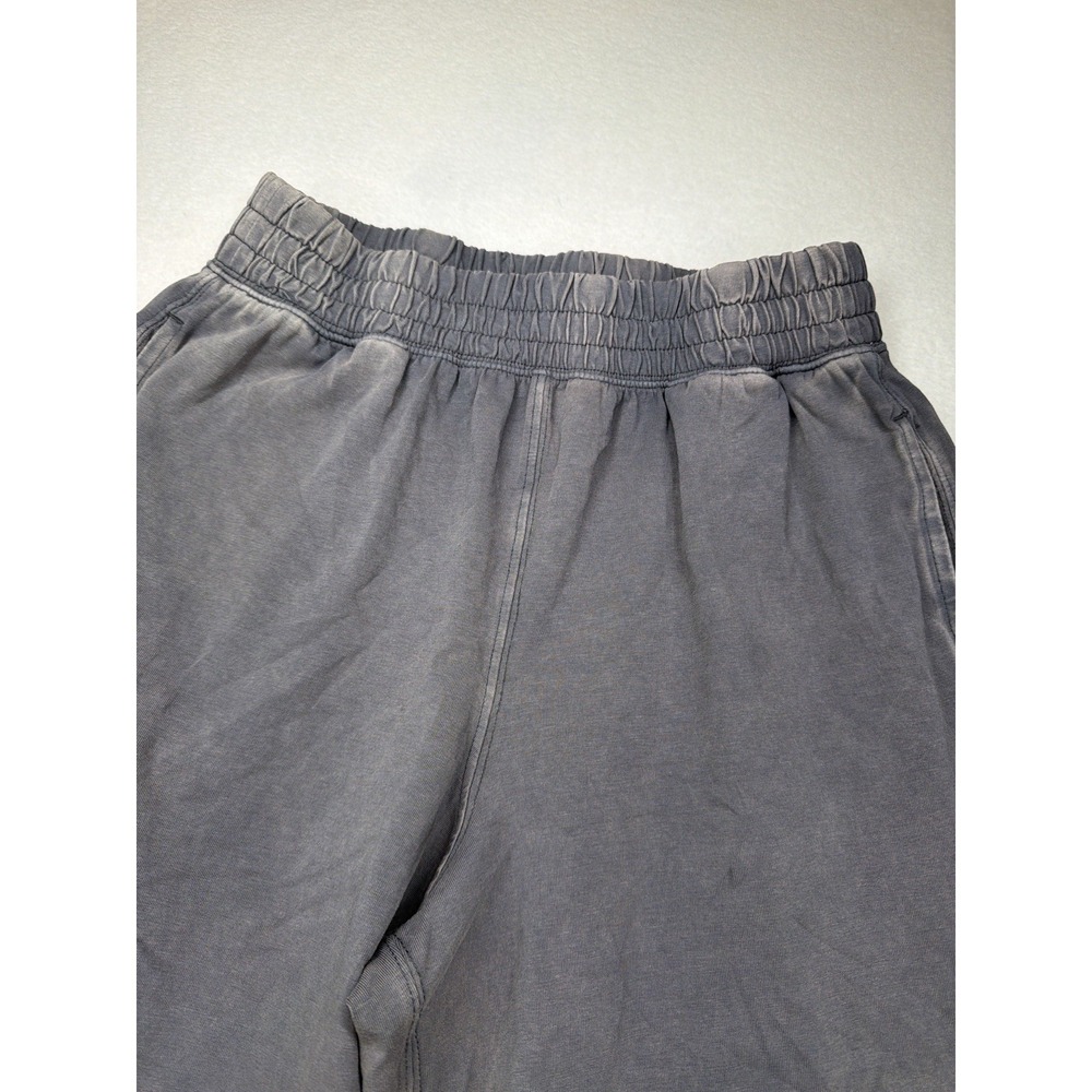 Free People Movement Hot Shot Logo Crossover Set Size Large Dark Shadow NWT - Picture 5 of 12